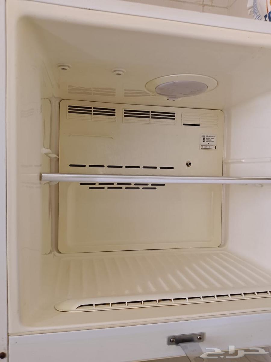 ثلاجه LG كبيره و نظيفه جدا64386417065089112