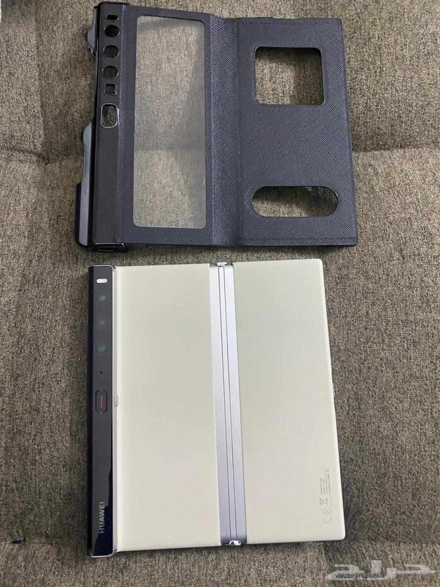 Huawei Mate Xs 2 features a foldable screen64386445191682111