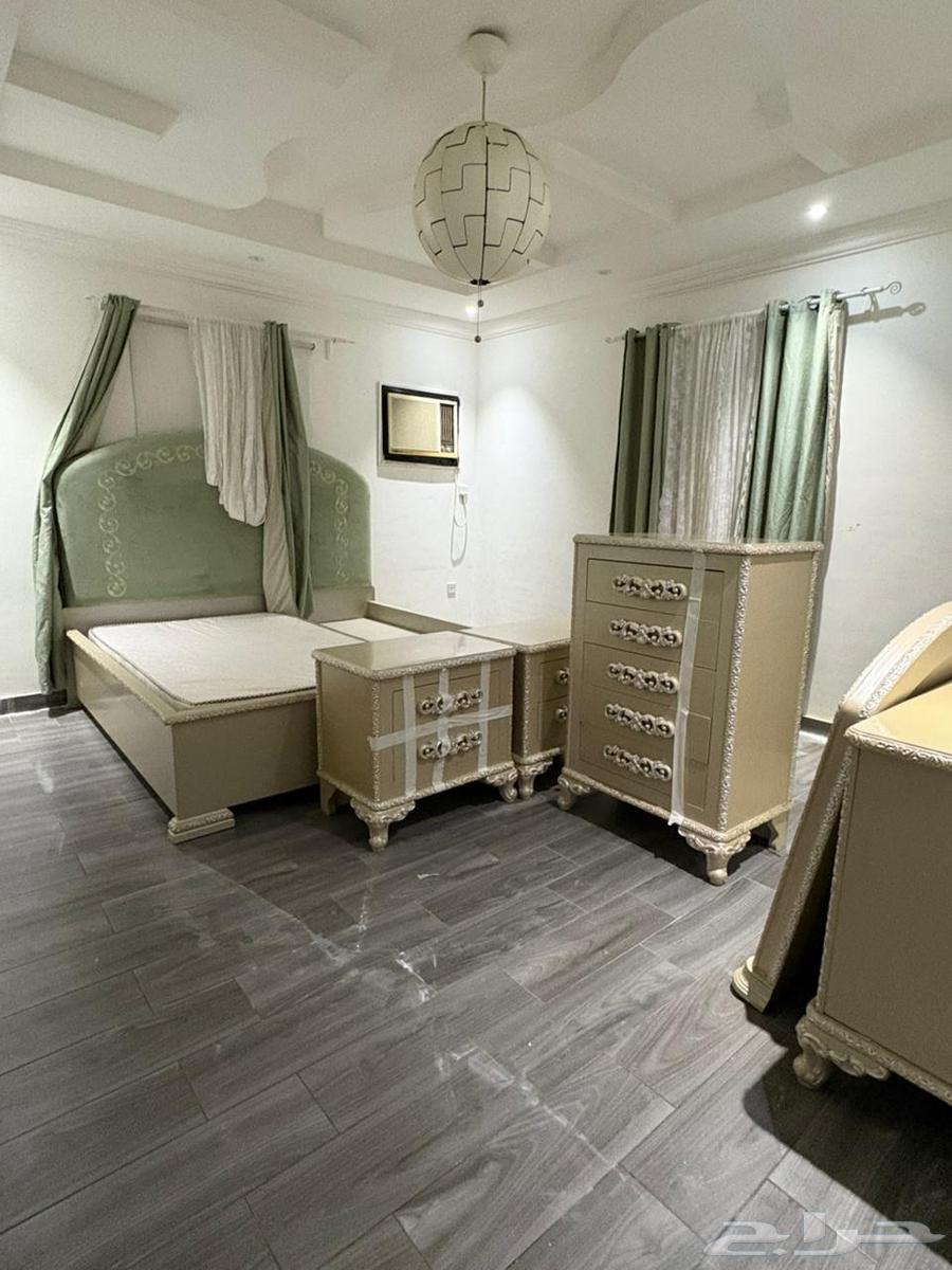 غرفة نوم كاملة للبيع من المطلق - سير كهربائي64382155673218112