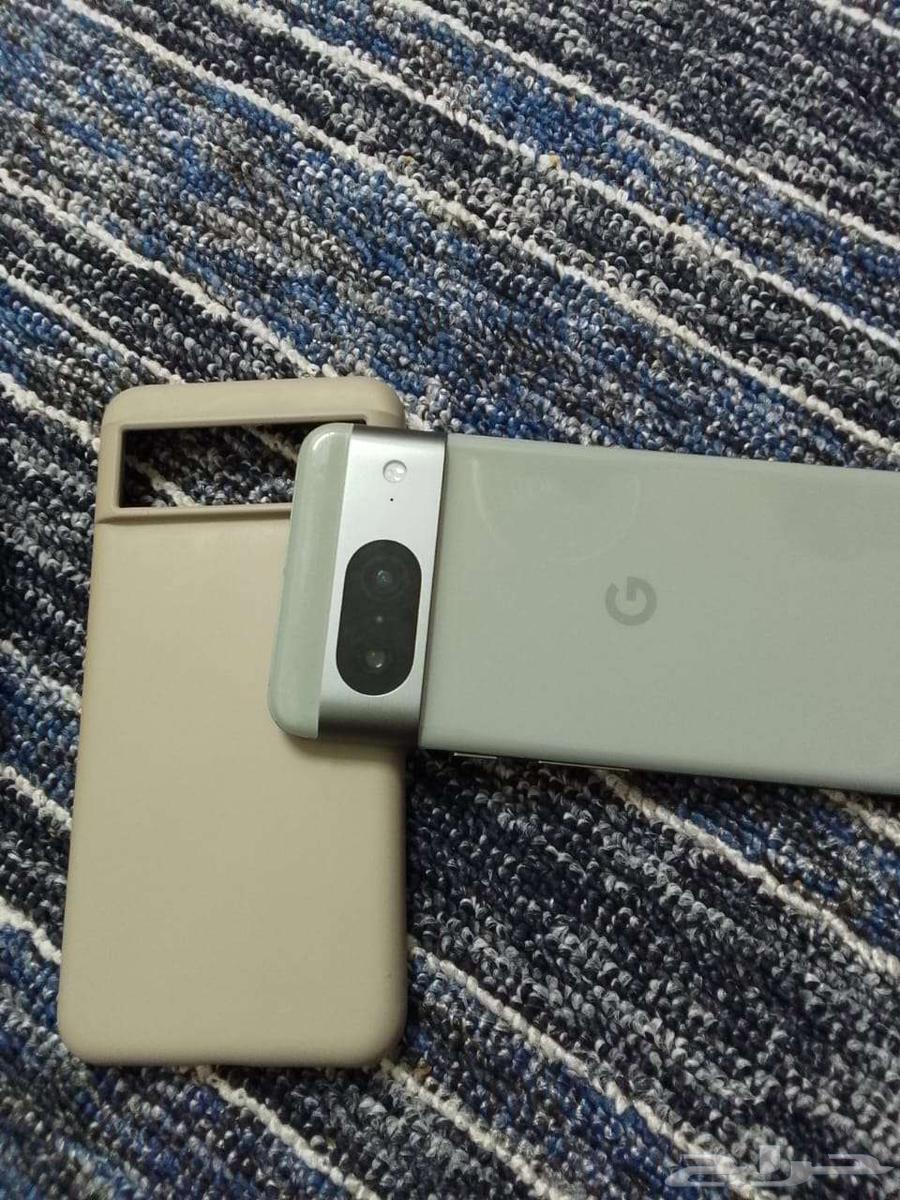 قوقل بيكسل 8 نضيف للبيع64390623882499110