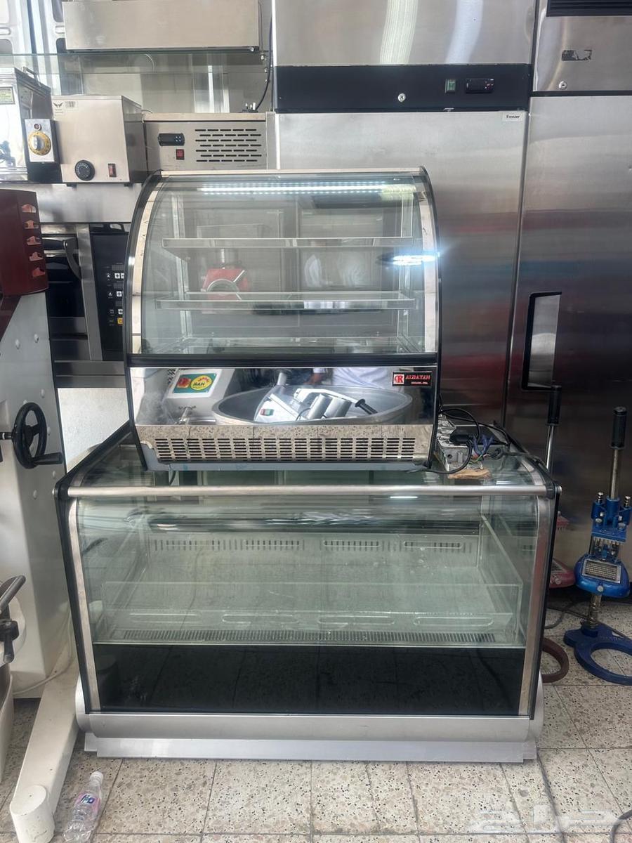 Pastry display refrigerator64382100573697112