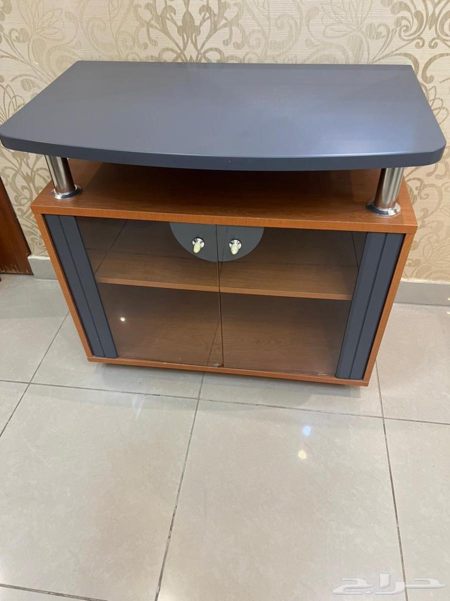 طاولة تلفزيون للبيع64389128058114110