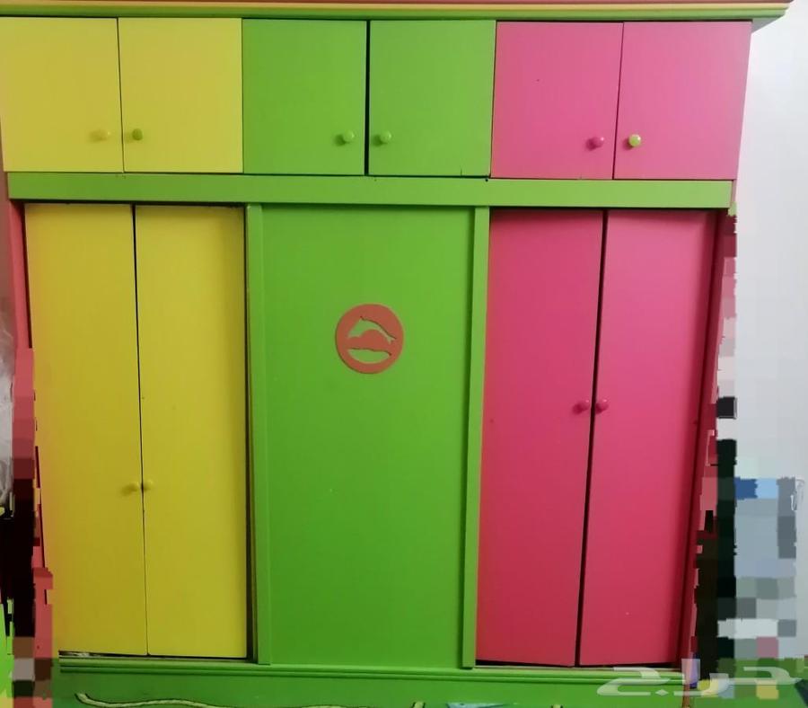 غرفه كامله مع الفرش للبيع 1000ريال شبه جديده قابل للتفاوض64398145080577112