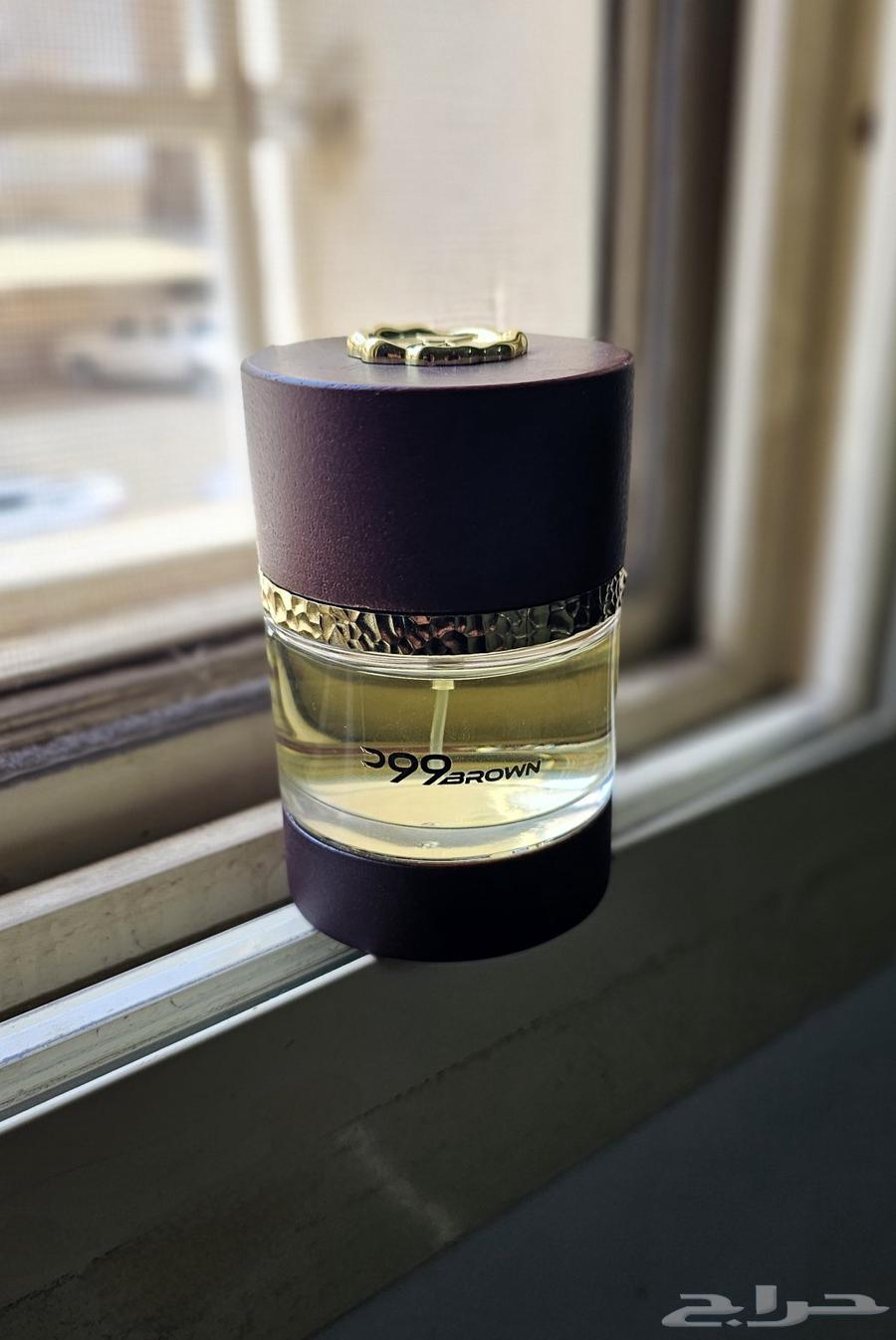 عطر وود براون من الماجد للعود64400688552835110
