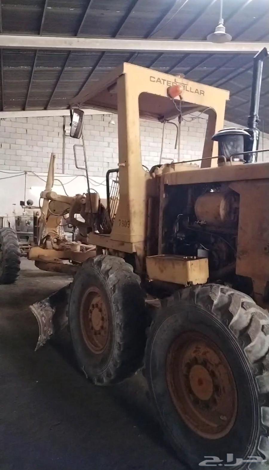 Grader 140 available for farming, railway, and narrow road works64540822656003111