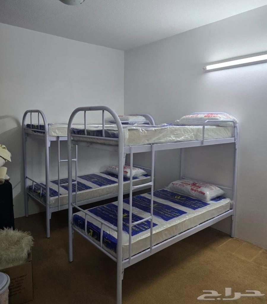 متوفر لدينا   سرير دورين السعر 200  سرير حديد دور واحد السعر64392977751681113