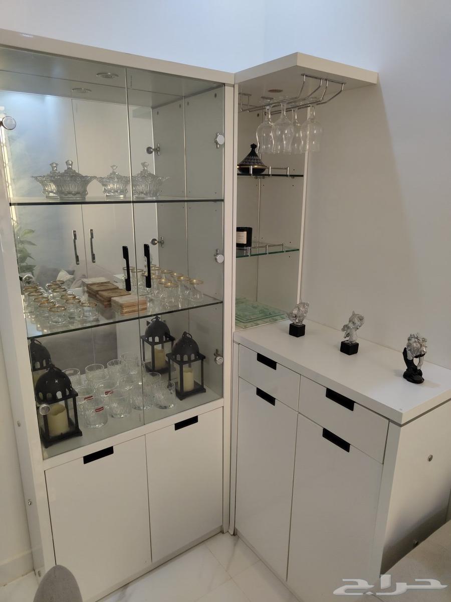 Dining room set with table, chairs, and sofa64397783339779113