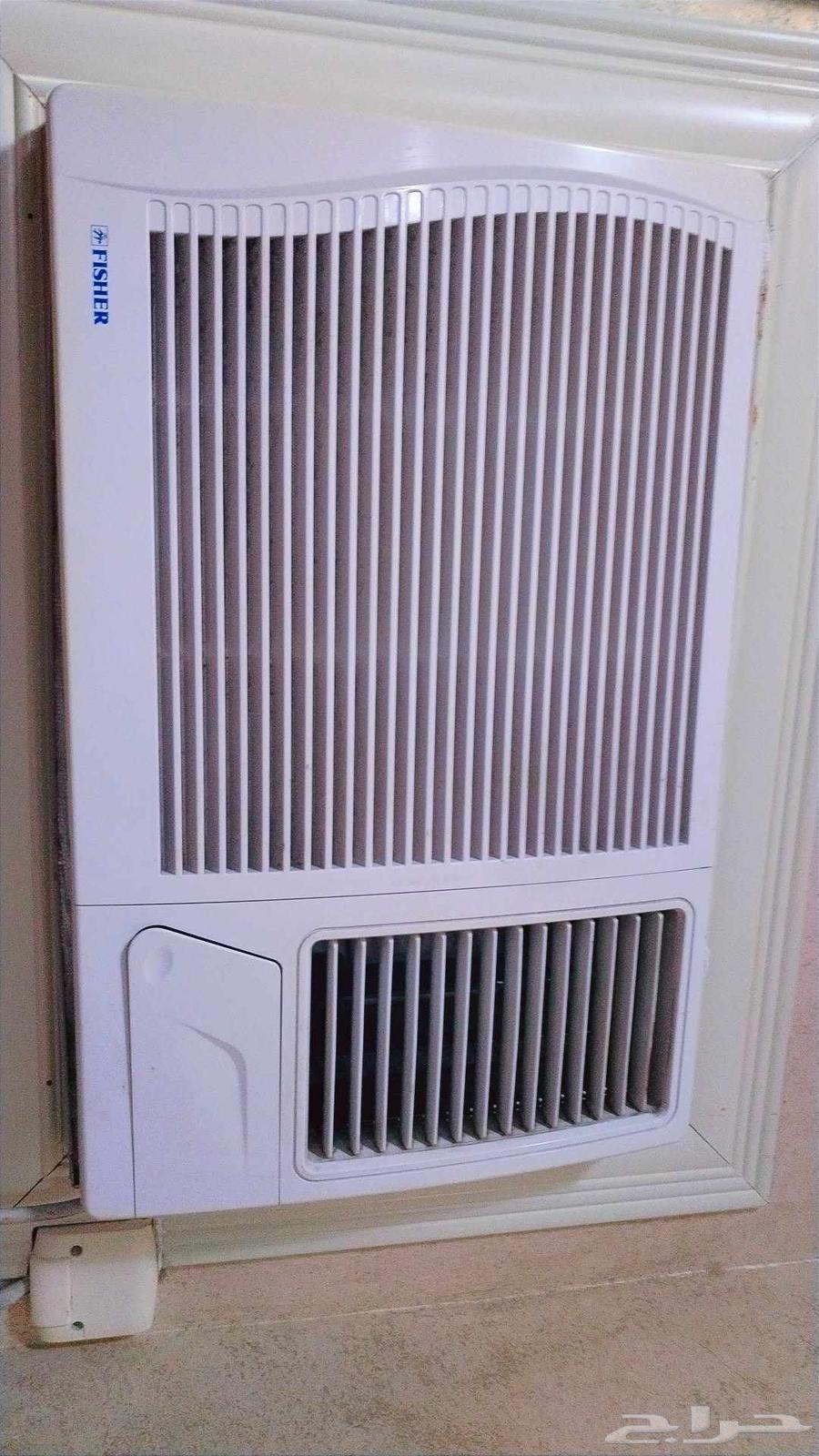 Air conditioner for sale, small compressor, sold as is, no maintenance included until buyer contacts64395741495937110