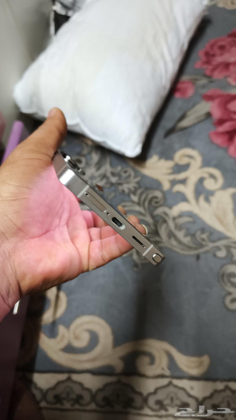 للبيع جوال سامسونج s25 الترا استعمال نضيف جدان64398145010178111