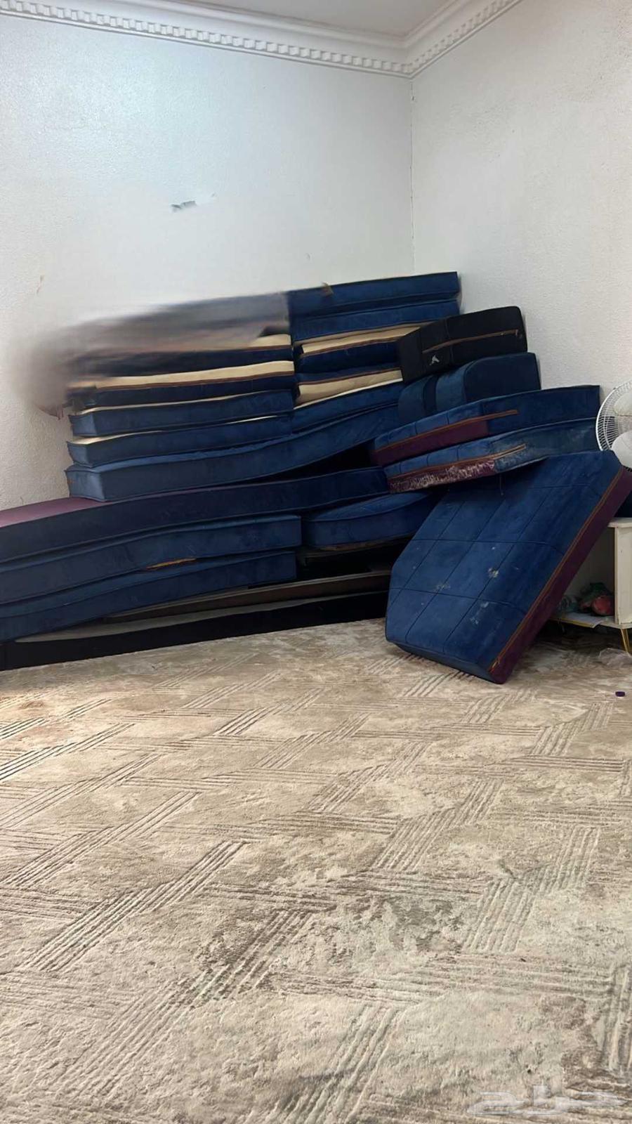 كنب مستعمل للبيع وغرفه نوم64398828038786110