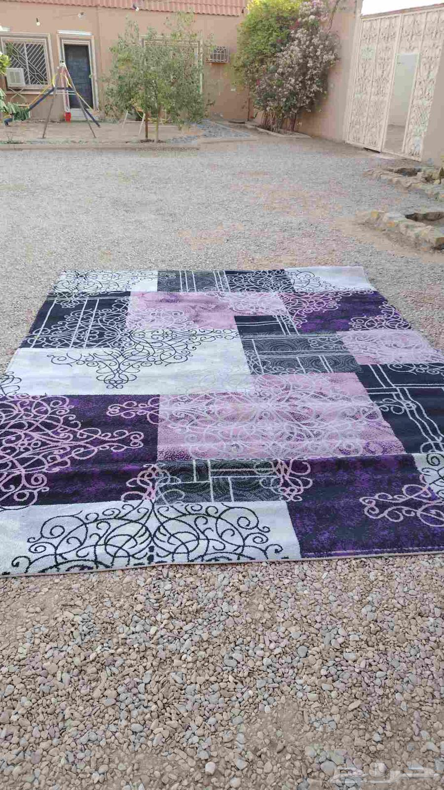 Hello and God's mercy and blessings, we have used middle-class carpets available64400994642435111