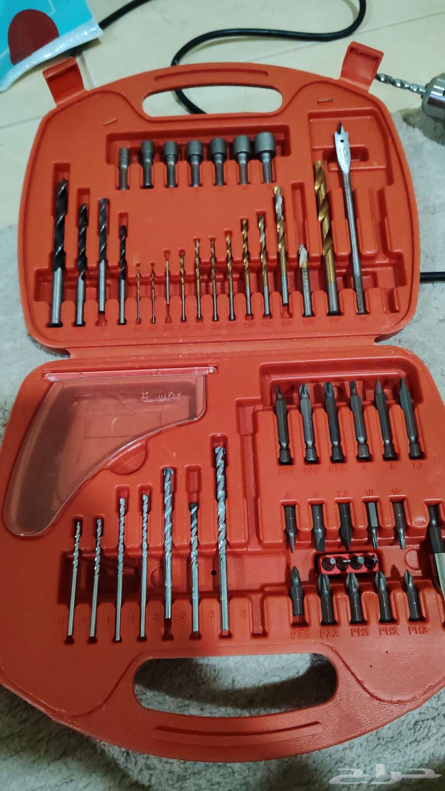 دريل مع شنطه غيارات شركه بلاك دكر64400217561731111