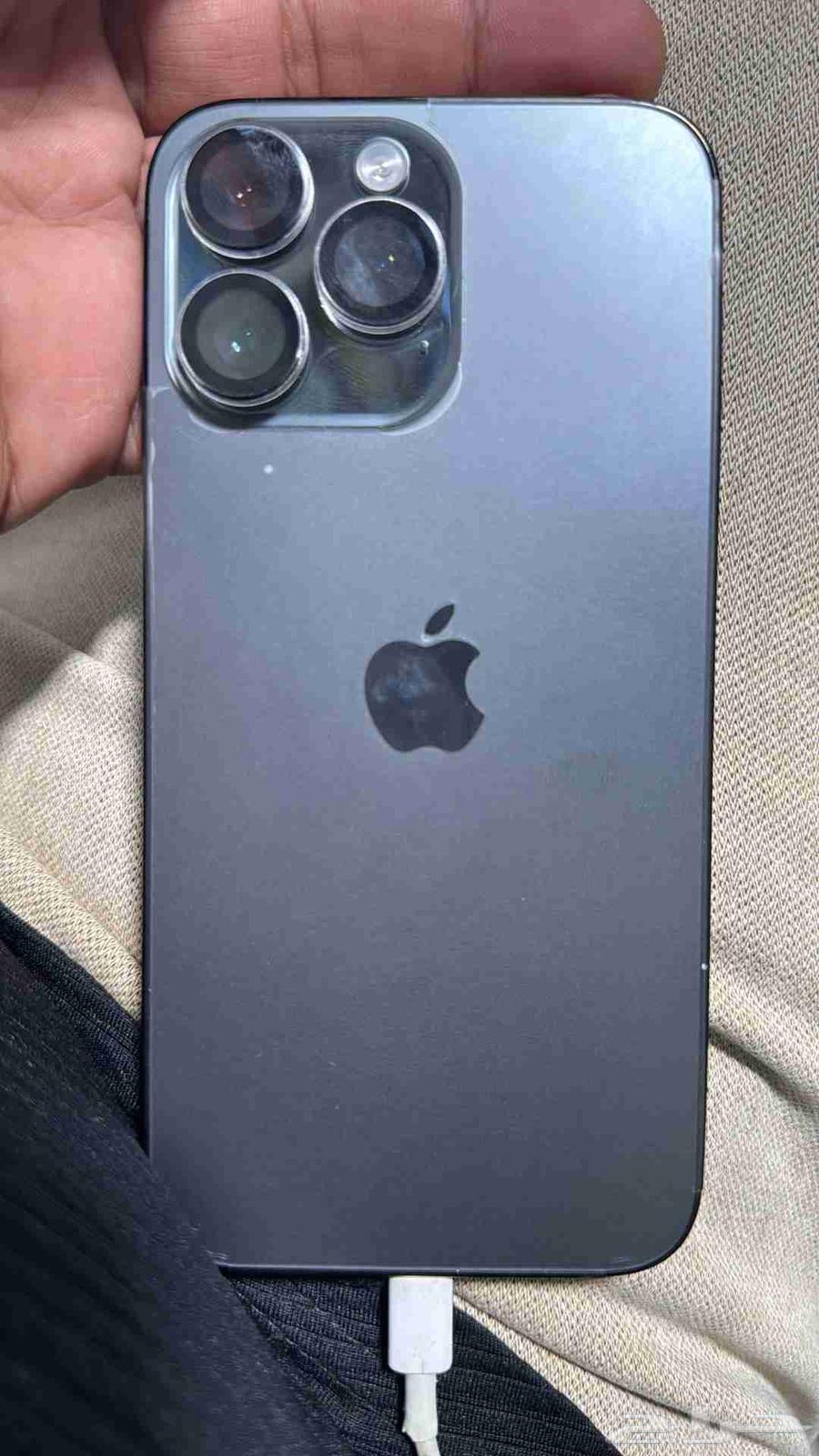 يوجد ايفون 14 برو ماكس وكاله ذاكرة 256 جيجا النسخه الامريكيه64400939041794110