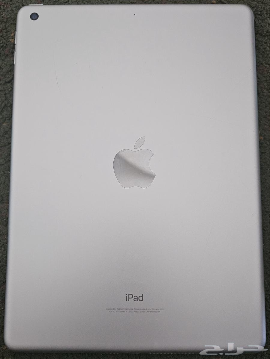 للبيع ايباد الجيل السادس تم تغيرر الشاشه الخارجية الباقي ك64397700776323110