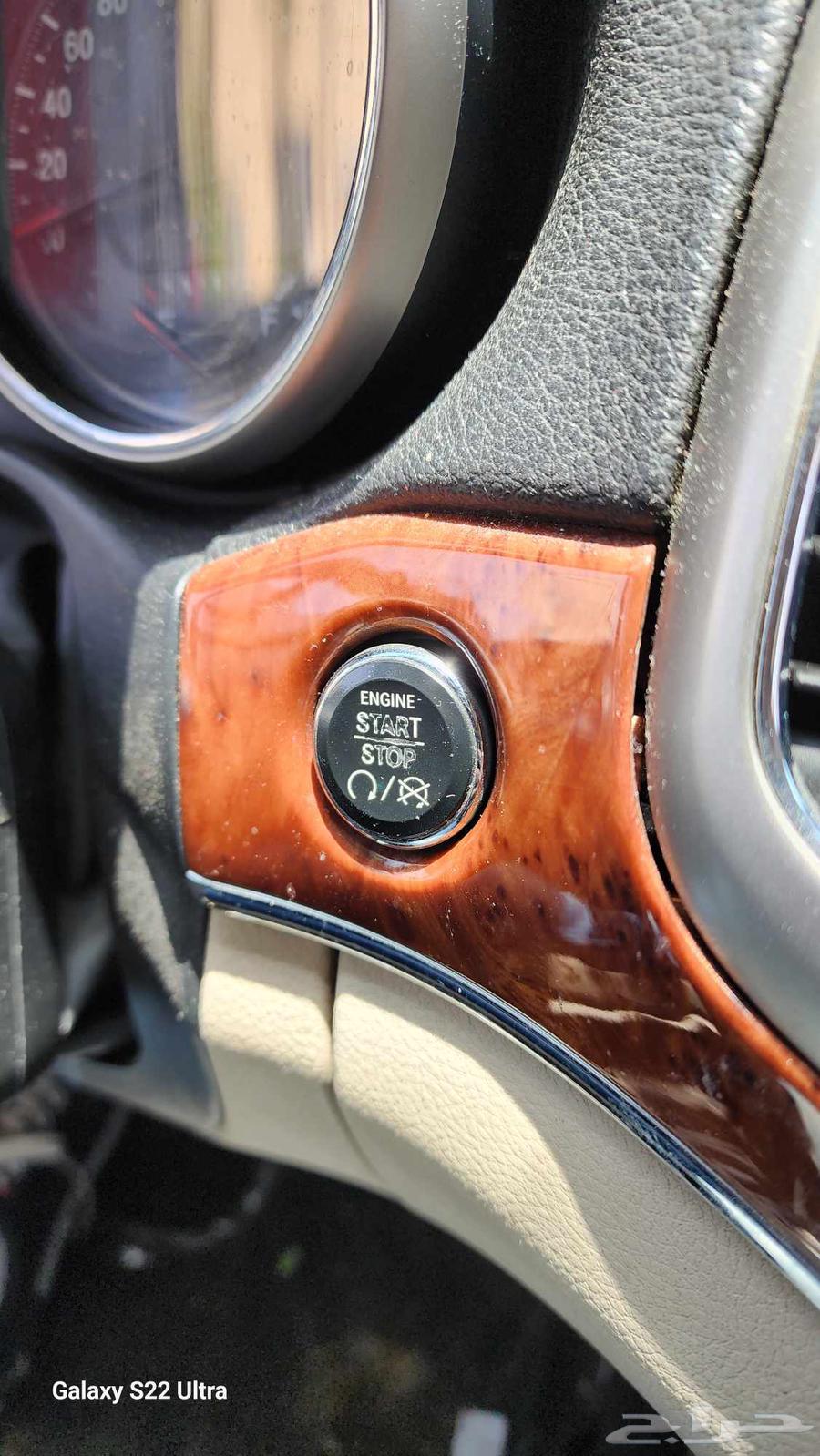 Jeep Grand Cherokee Limited 201163618068016002112