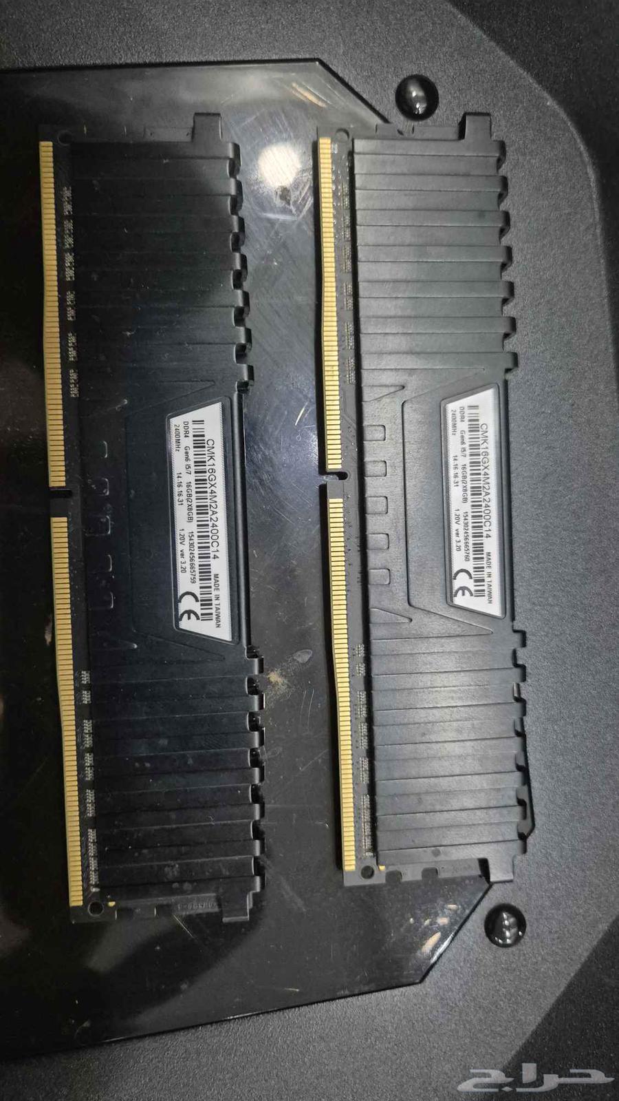 Gaming graphics card and computer RAM64400939181058110