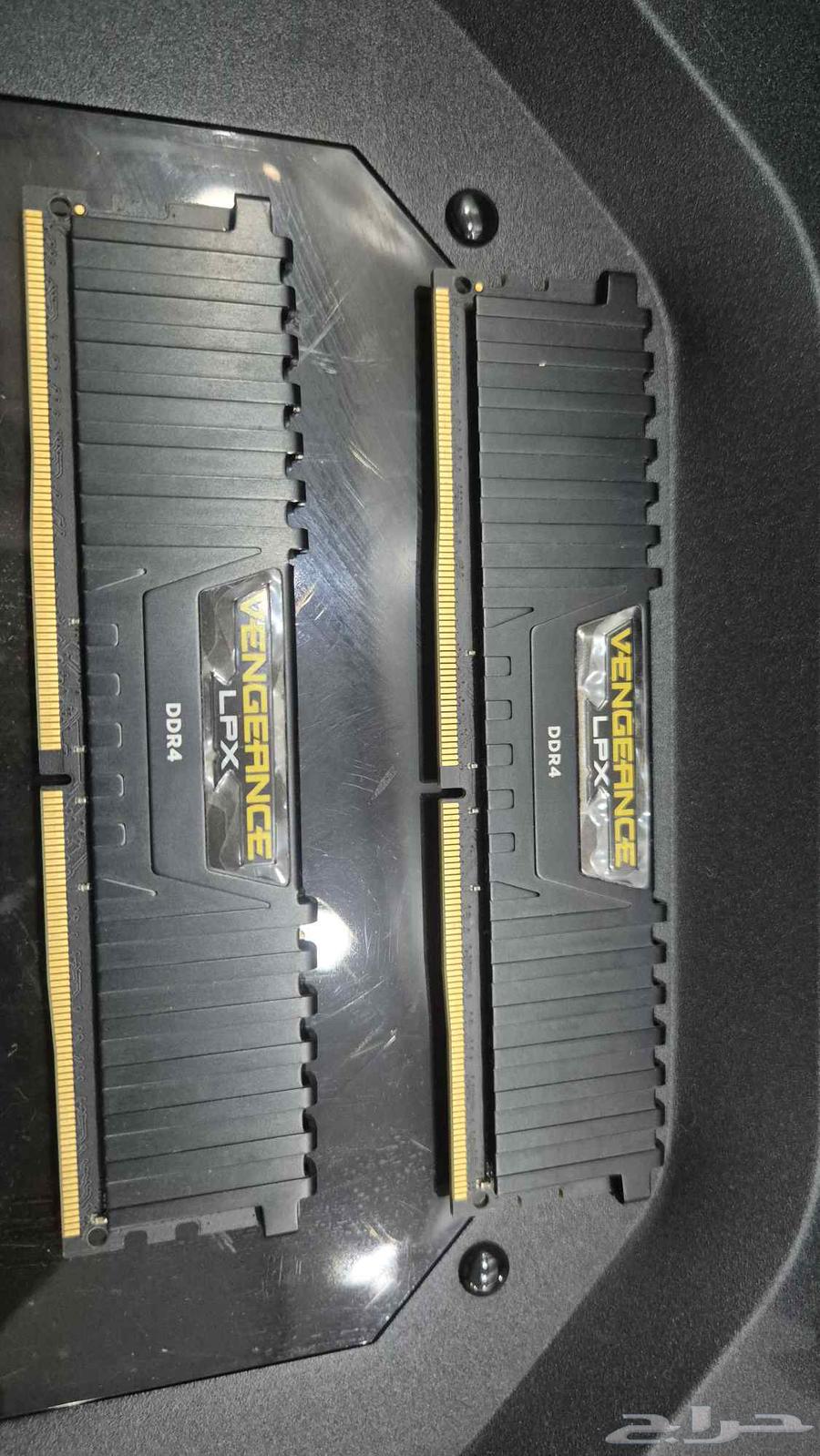 Gaming graphics card and computer RAM64400939181058111