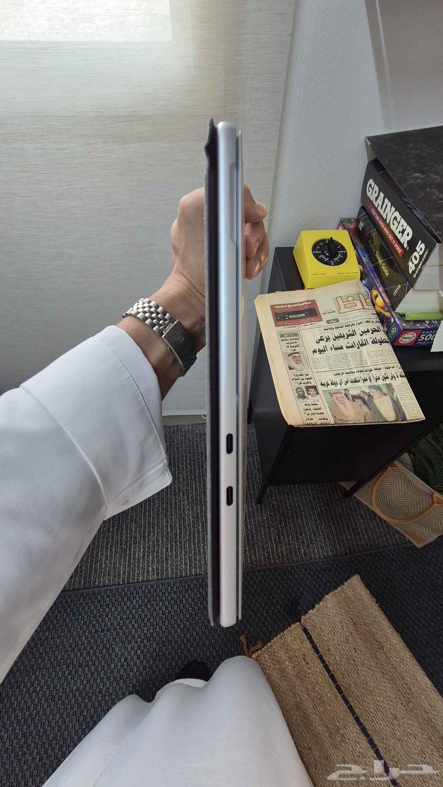 Microsoft Surface Pro سيرفس برو 1164397506292354112