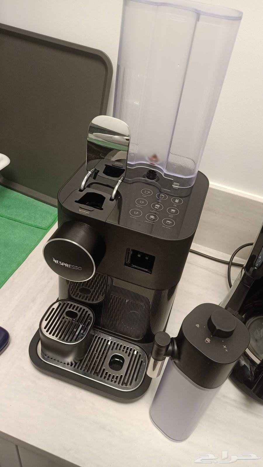 Nespresso Coffee making machine with Capsules64399508111233111