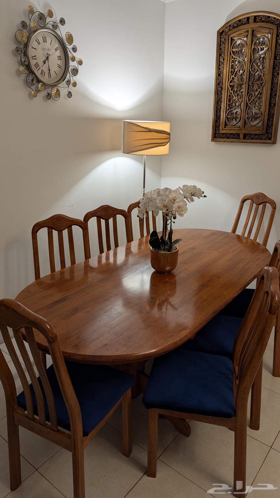 طاولة للبيع 8 كراسي64397464706818110