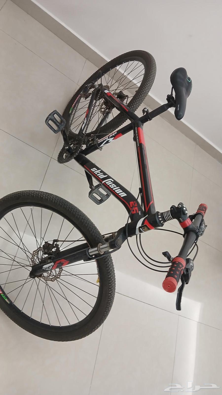 دراجة 26 بوصة. تم تغيير الإطارات للتو بإطارات جديدة64397575739010112