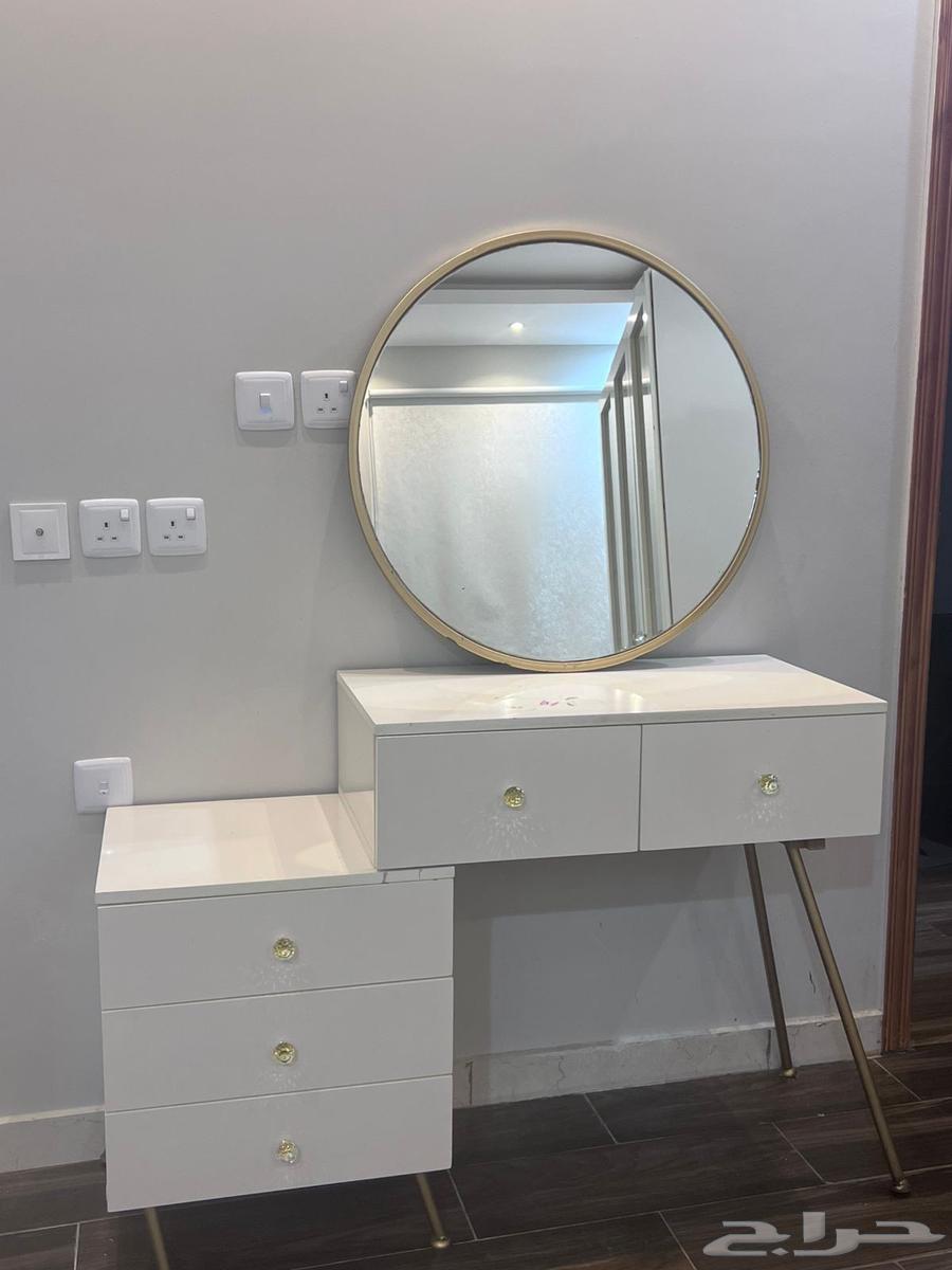 غرفة نومه بحاله جيده64395407252738112