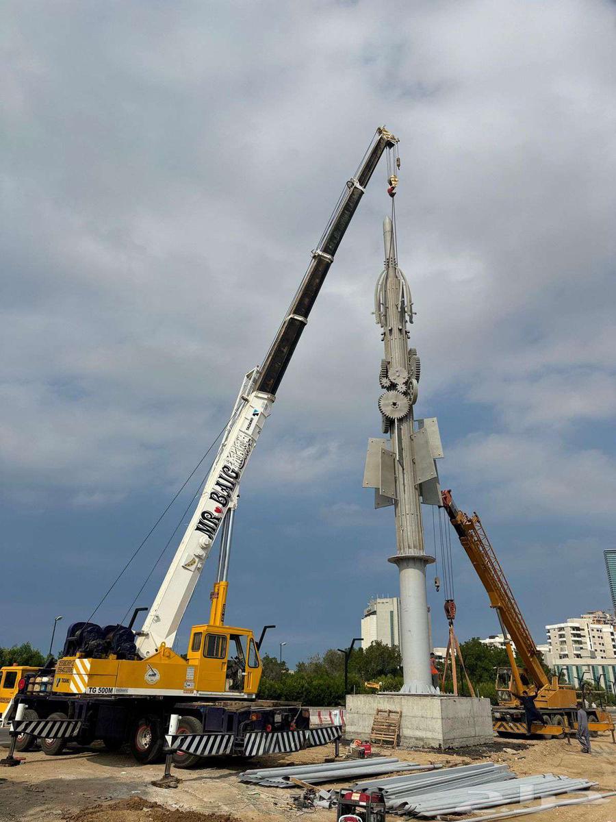 Crane rental crane in Jeddah internal work this is a mobile number 201864544284227202110