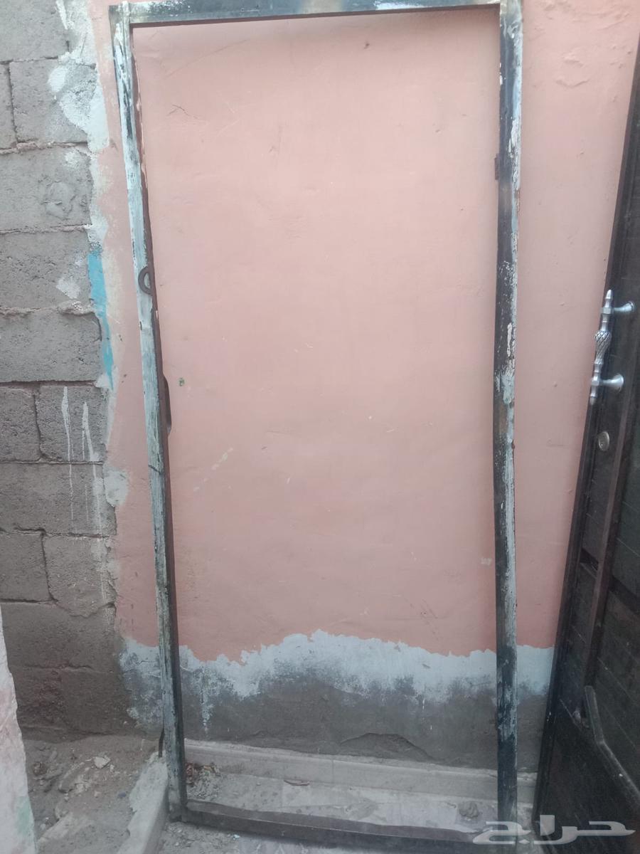 Iron door and two types of windows for sale64394772785153113