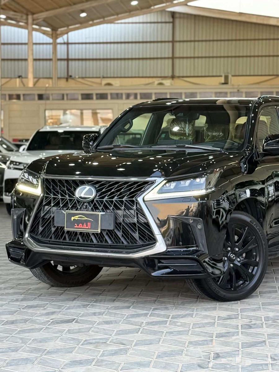 Lexus - 2019 - LX570 - Modified Black Edition - Fully Loaded64480208266241112
