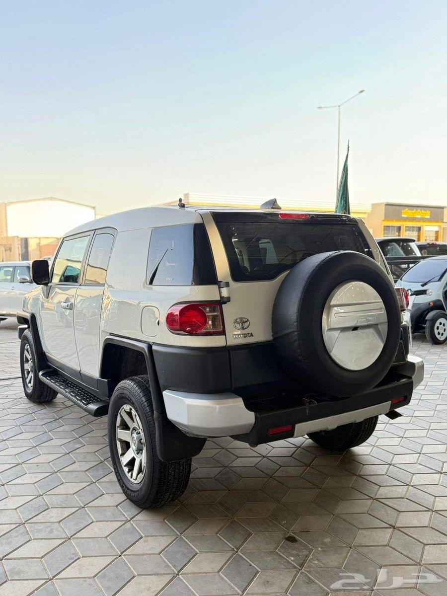 تويوتا - اف جي - 2014 - فل كامل - بسعر 40 الف64548126437121114