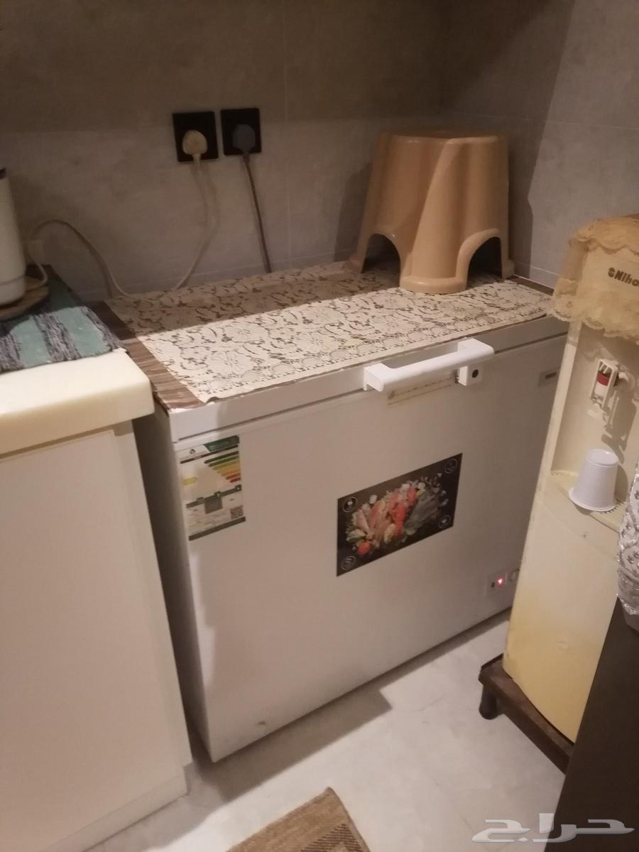 ثلاجة و فريزر هام نظيفة و لا أحلى استخدام شخصي و بعناية64393362624257112