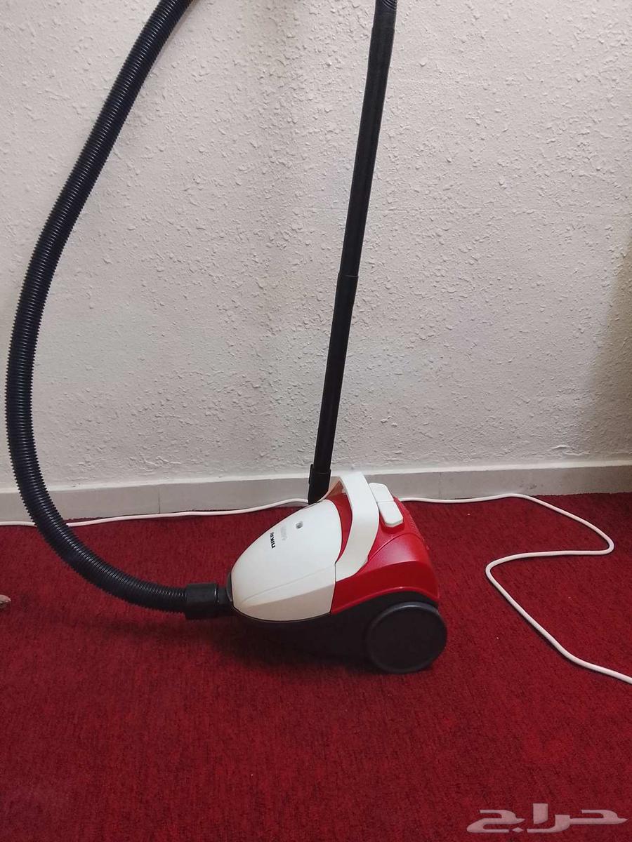 مكنسة نيكاي شبه جديد بكامل اغراظها64399396628737110