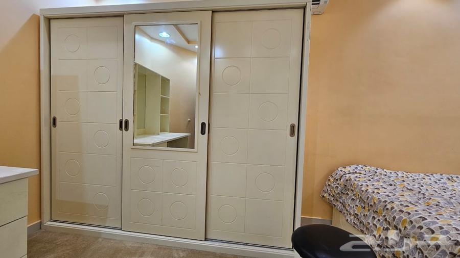 اثاث غرفة لشخصين للبيع64396240442370113