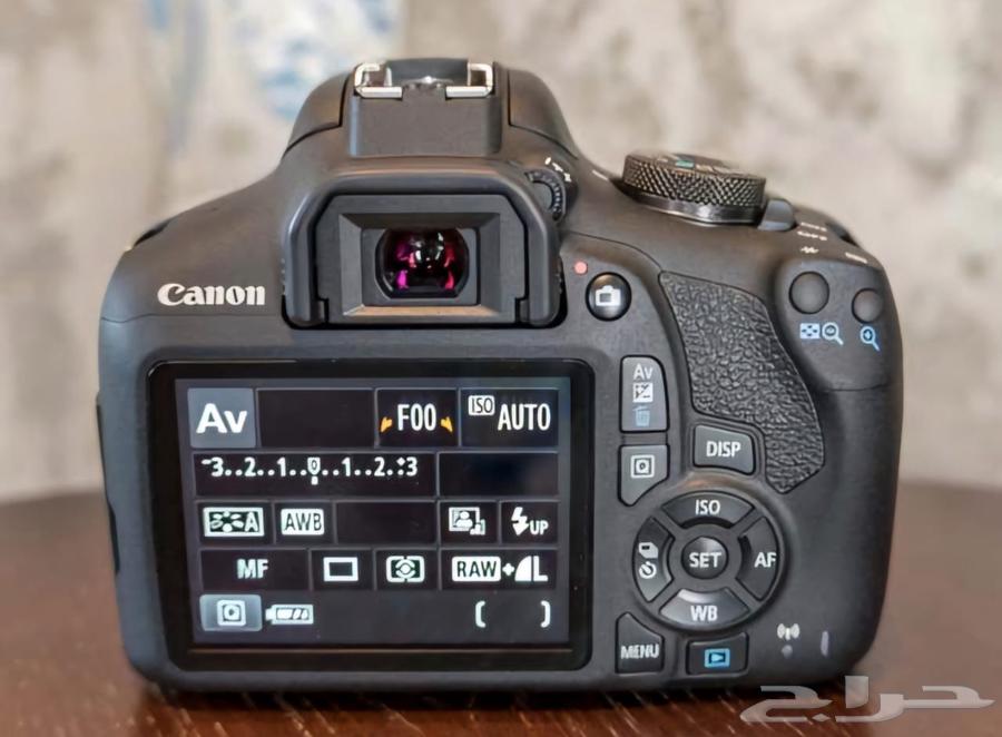 Canon 4000 D camera, like new, used only 5 times with all its accessories64392525539713114