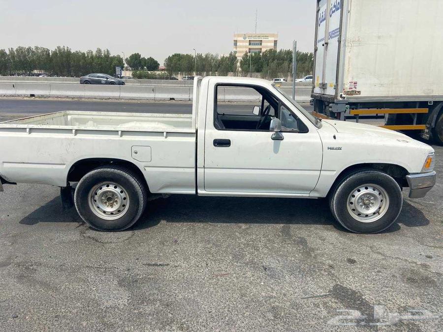 HiLux 1989 Clean63618143540225111