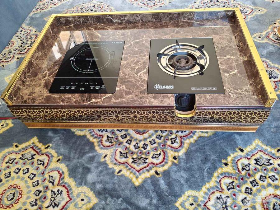 للبيع منقل مع طاولة فناجيل64397949700609110