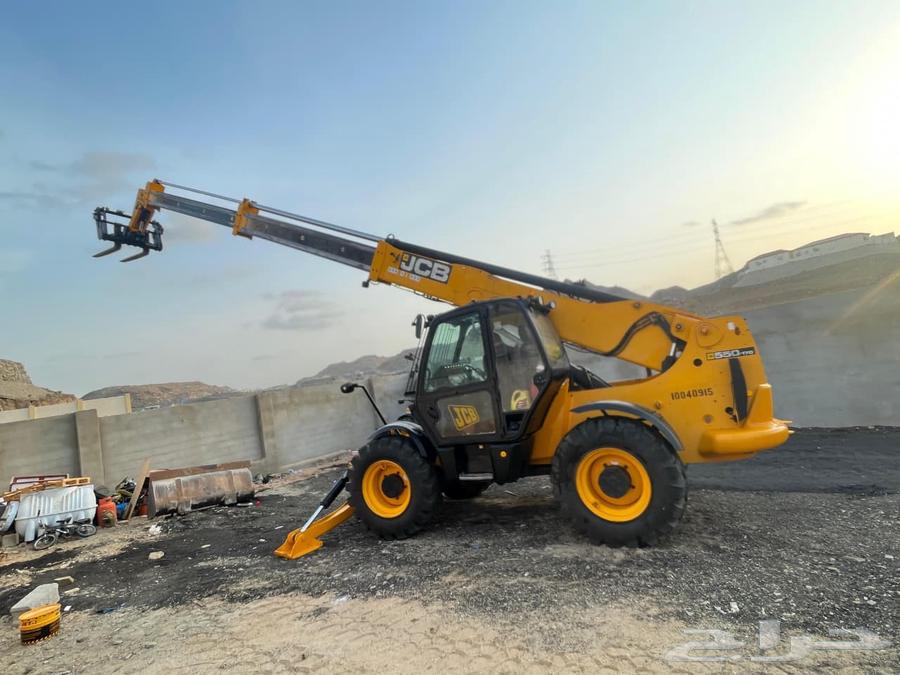 Monthly rental for a 17-meter telescopic handler, size 550 × 17064543747436034110