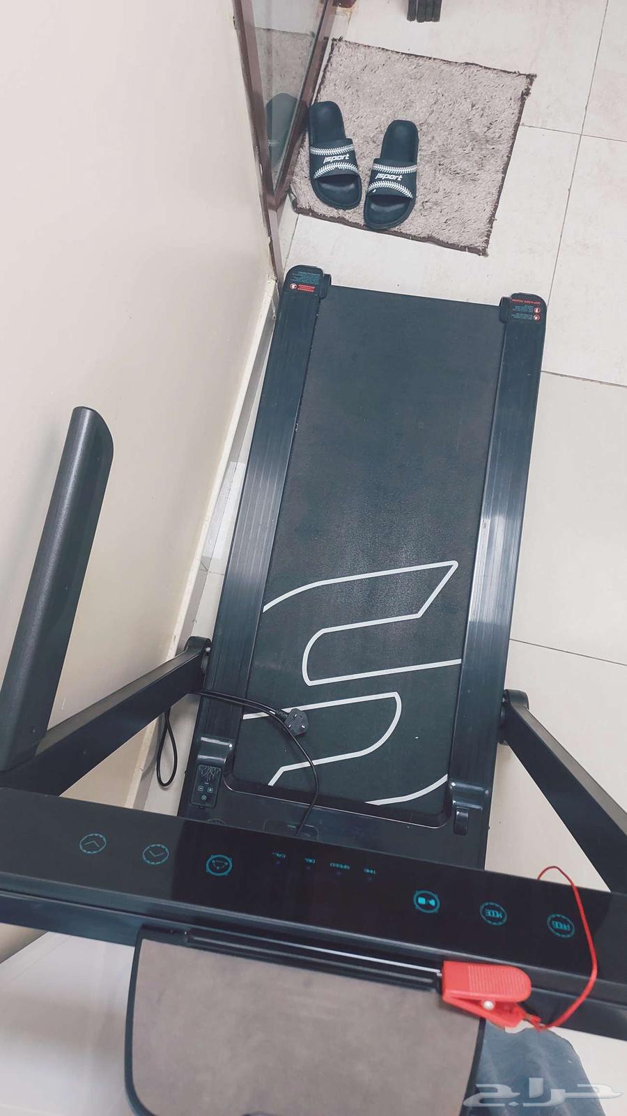 Modern treadmill exercise machine64393032146690110