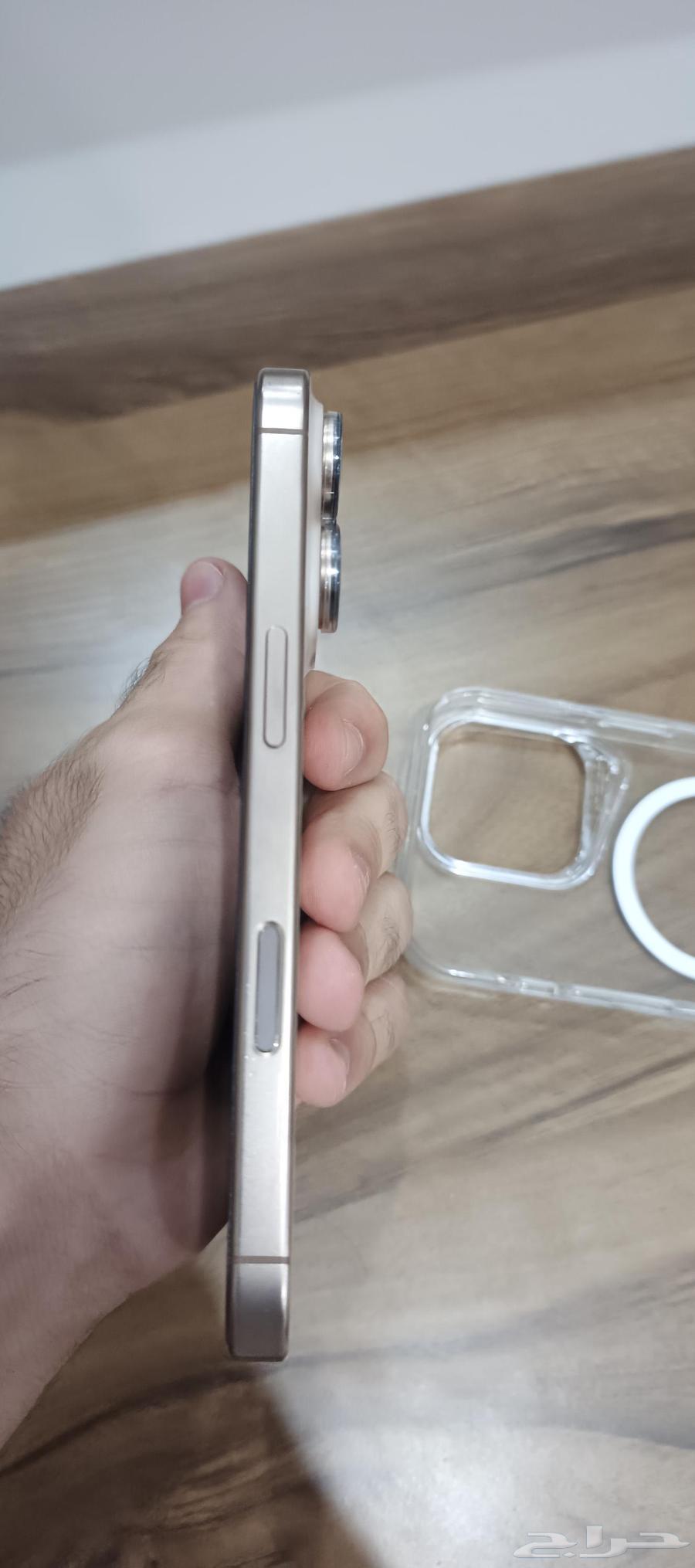 ايفون 16برو نظيف جدا64395714011010112