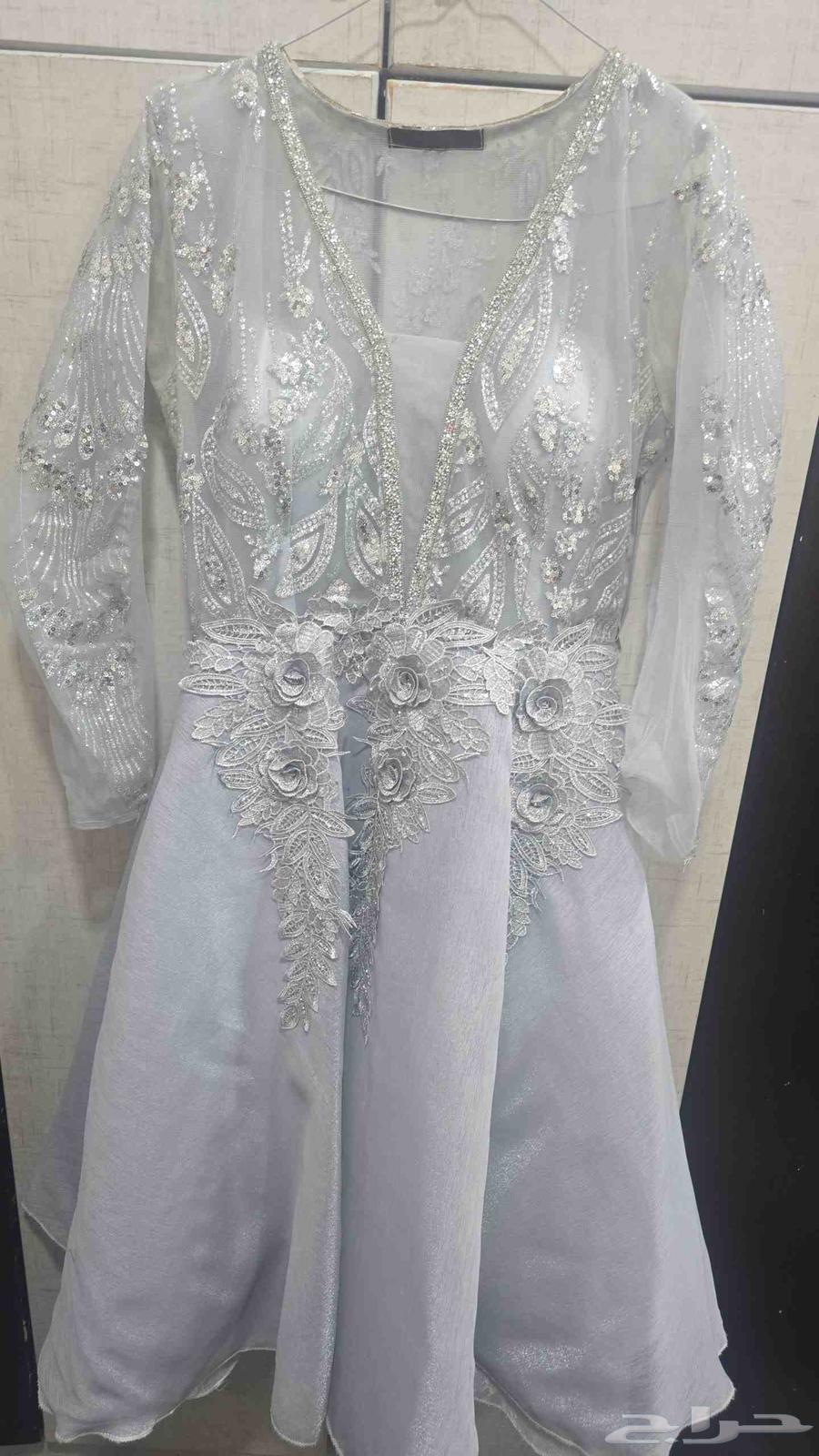 فساتين للبيع64392950803074112