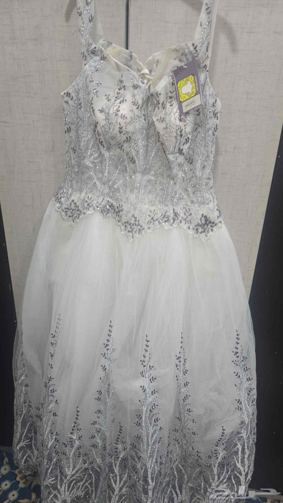 فساتين للبيع64392950803074111