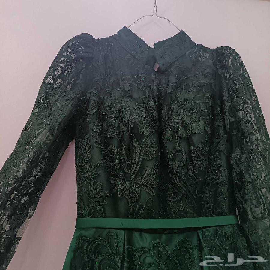 Green flowing occasion dress, pleated design, used once, small size and long64392800153346111