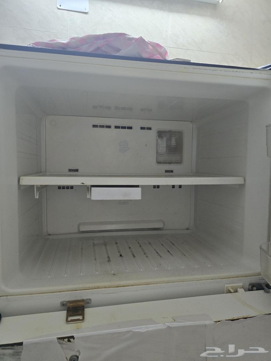 سبب البيع شراء وحده جديده حسب كلام المهندس يبغى لها فريون64400120637827111