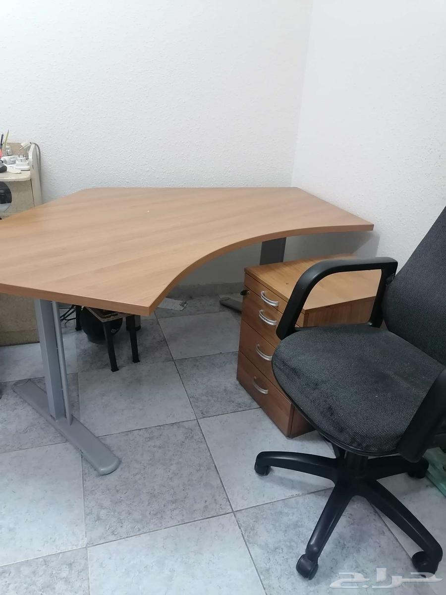 Ikea office table with side table purchased price is 3500 now64392511863555110