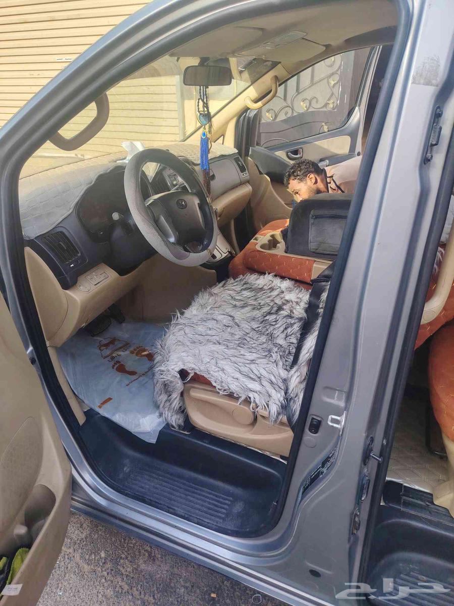 فإن H1 للايجار موديل 2013 مكيف تلج سيارة نظيفه مكنه وقير64545360437763112