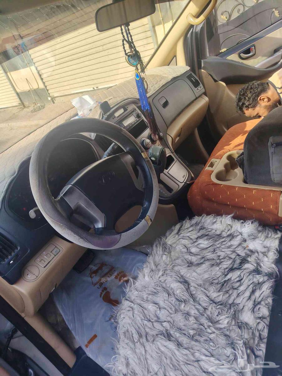 فإن H1 للايجار موديل 2013 مكيف تلج سيارة نظيفه مكنه وقير64545360437763113