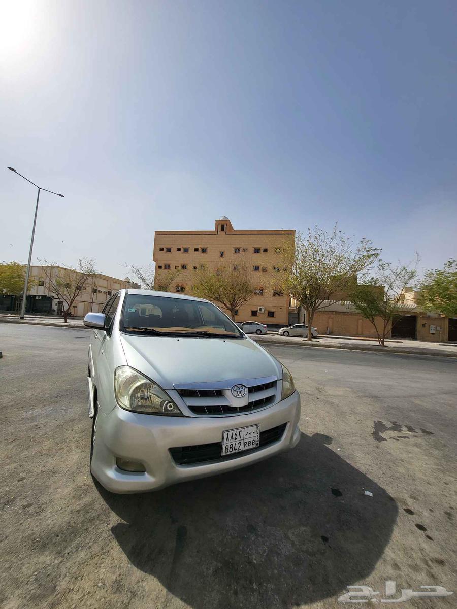 Toyota Innova 201063618074480002113