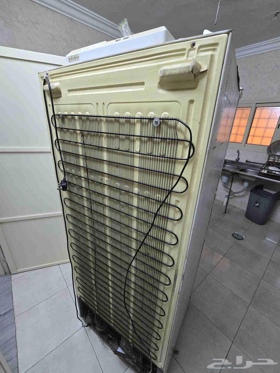 سبب البيع شراء وحده جديده حسب كلام المهندس يبغى لها فريون64400120637827114