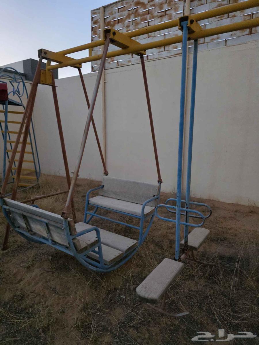 Swings64397005196802112