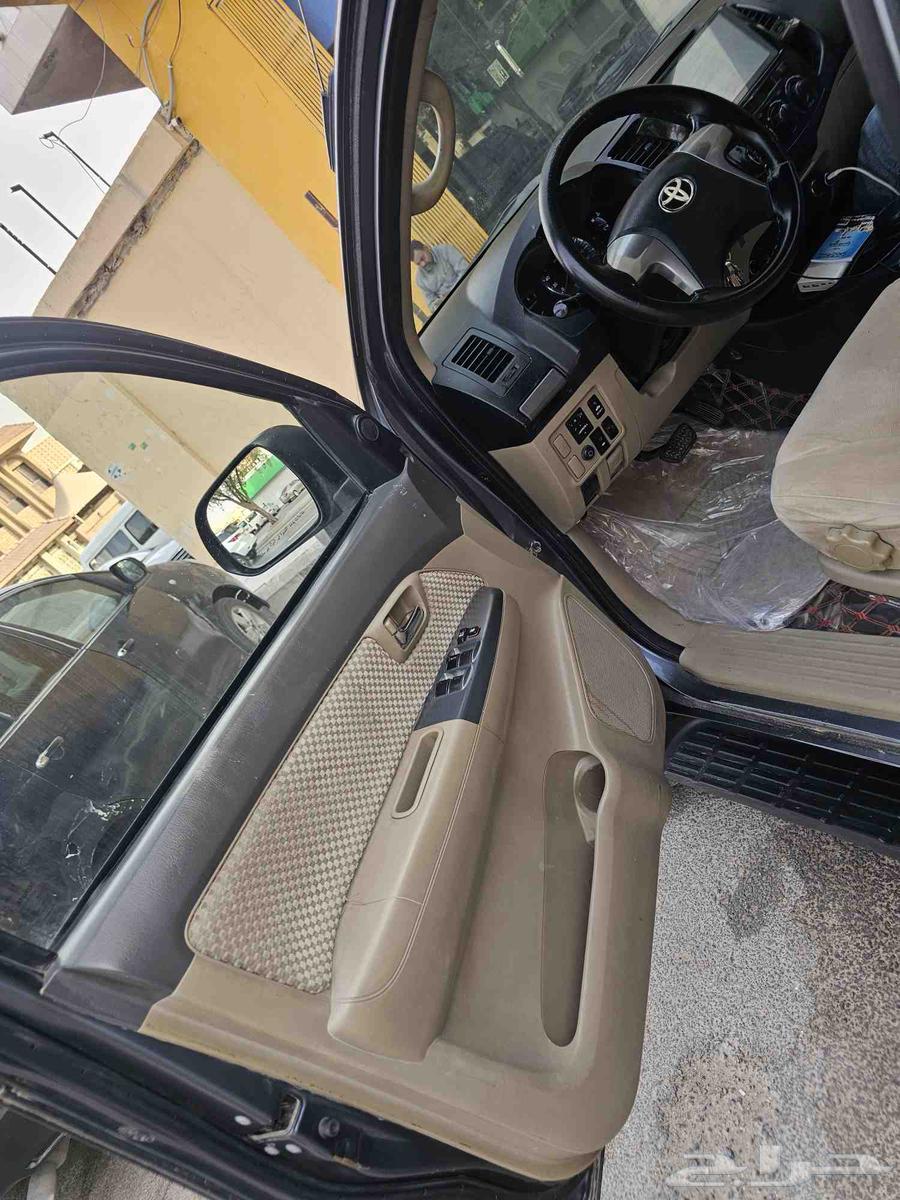 Fortuner 2014 automatic transmission, 452,000 km, condition as shown63618147254786112